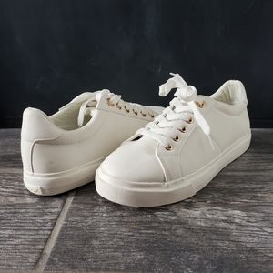 NEW TOPSHOP White Sneakers